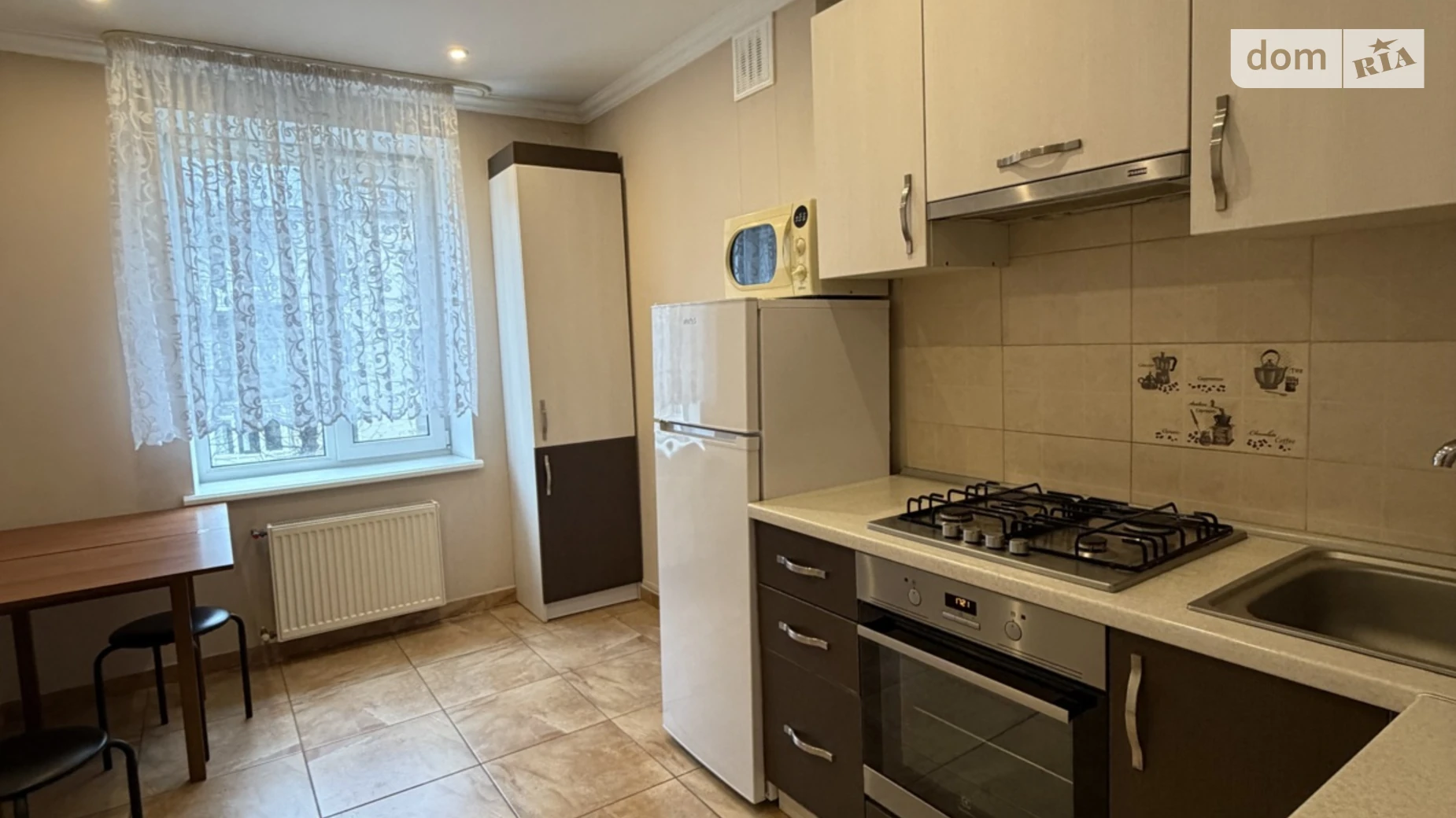 2-комнатная квартира 55 кв. м в Тернополе, ул. Листопадовая - фото 4