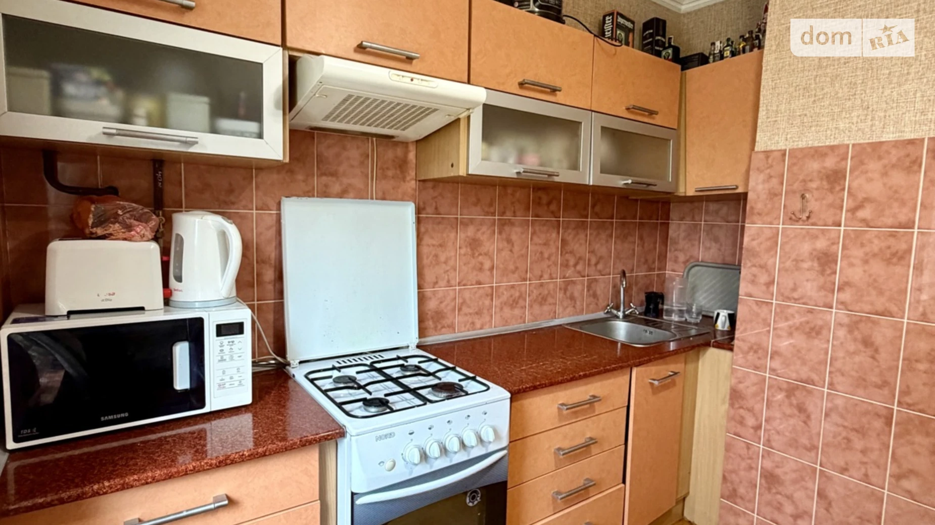 Продается 1-комнатная квартира 34.9 кв. м в Ровно, ул. Фабричная, 1А - фото 2