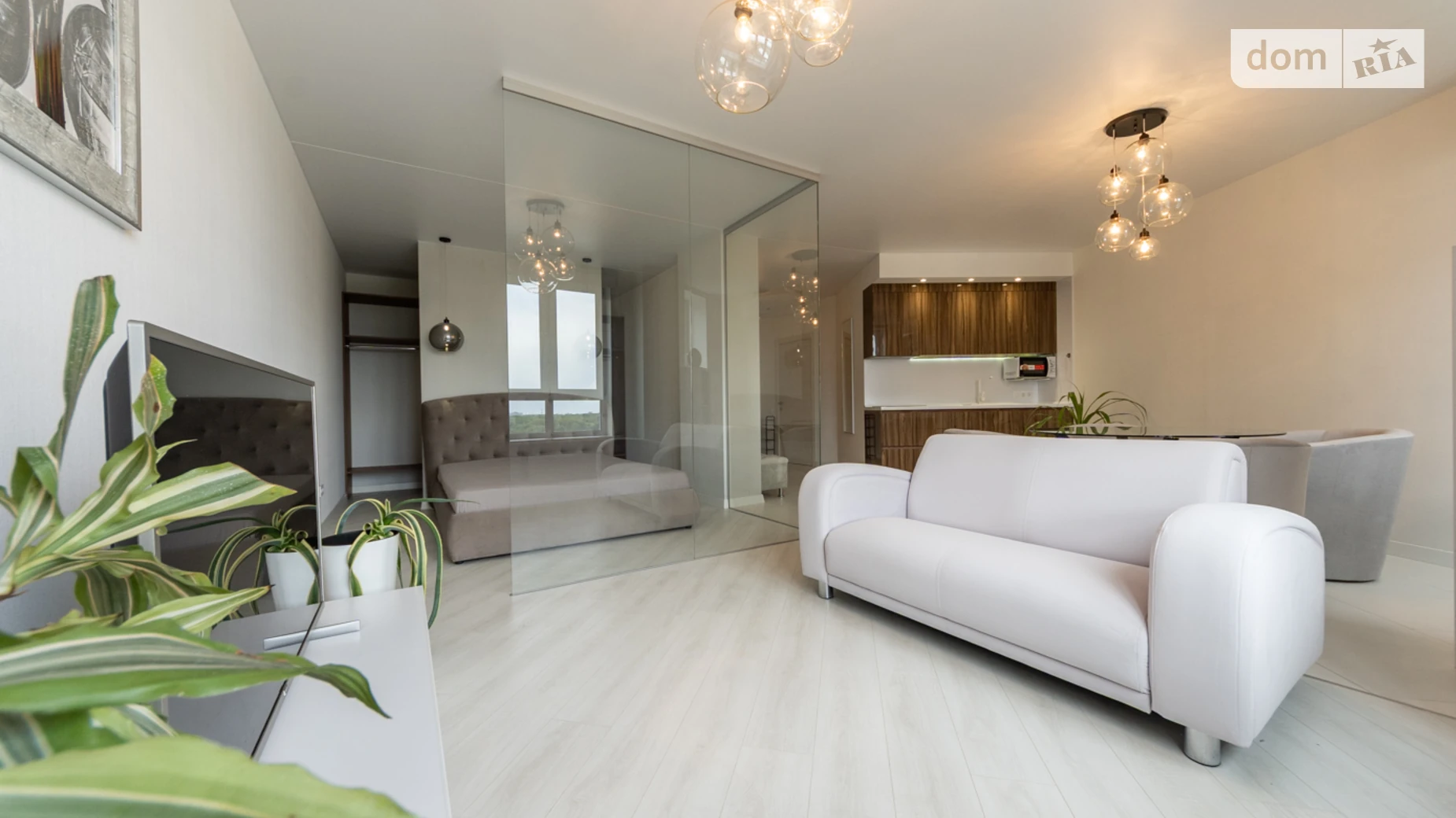 Сдается в аренду 1-комнатная квартира 60 кв. м в Киеве, просп. Академика Глушкова, 9В - фото 3