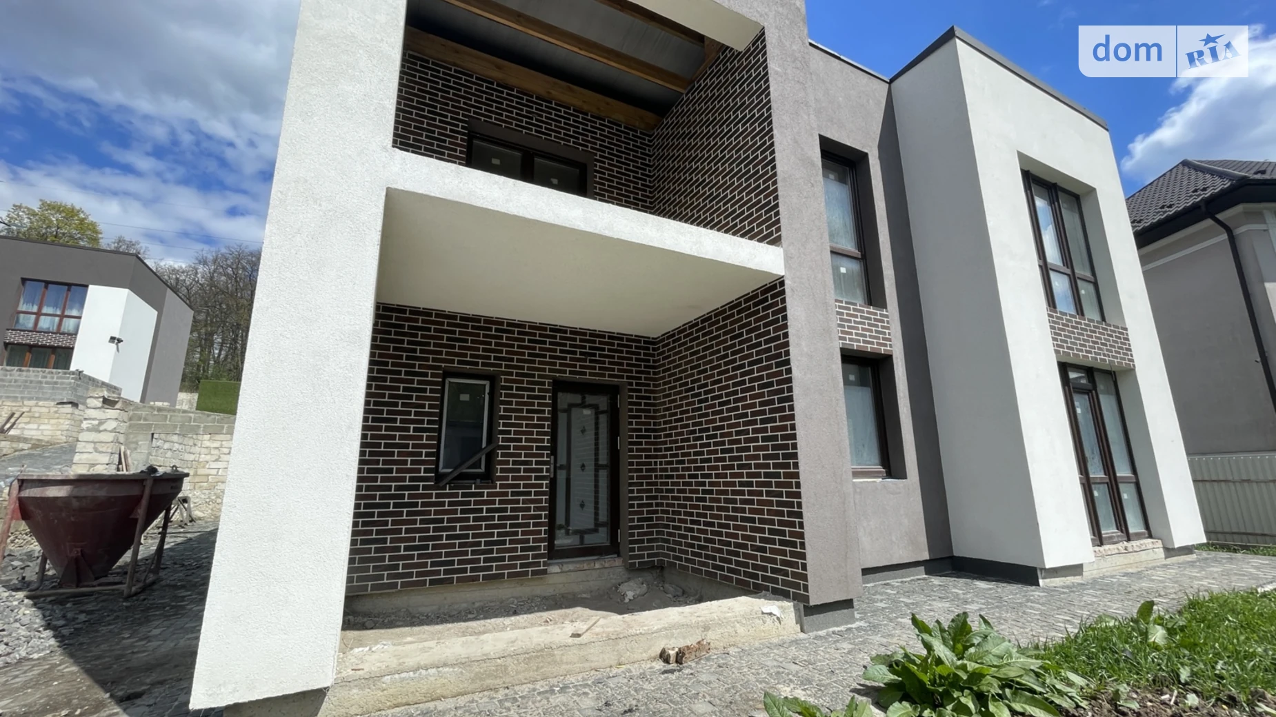 Продается дом на 2 этажа 150 кв. м с гаражом, цена: 155000 $ - фото 3