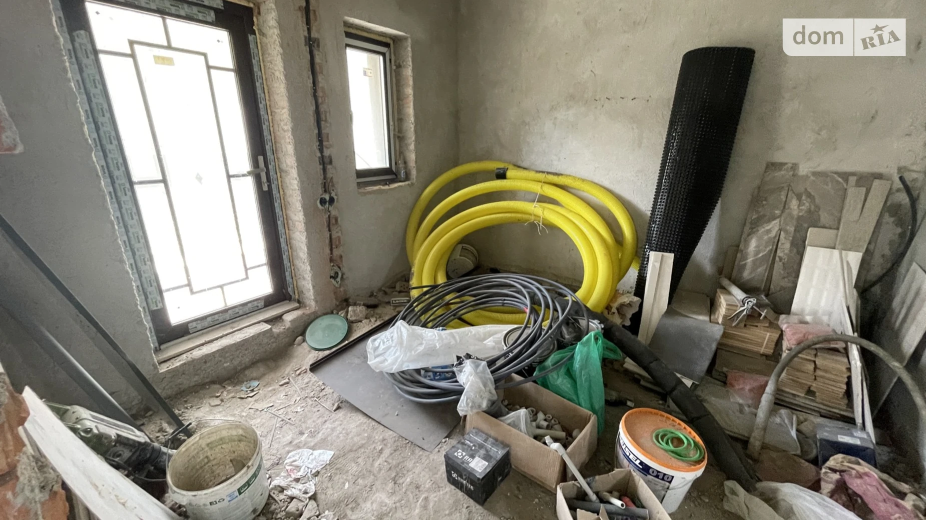 Продается дом на 2 этажа 150 кв. м с гаражом, цена: 155000 $ - фото 5