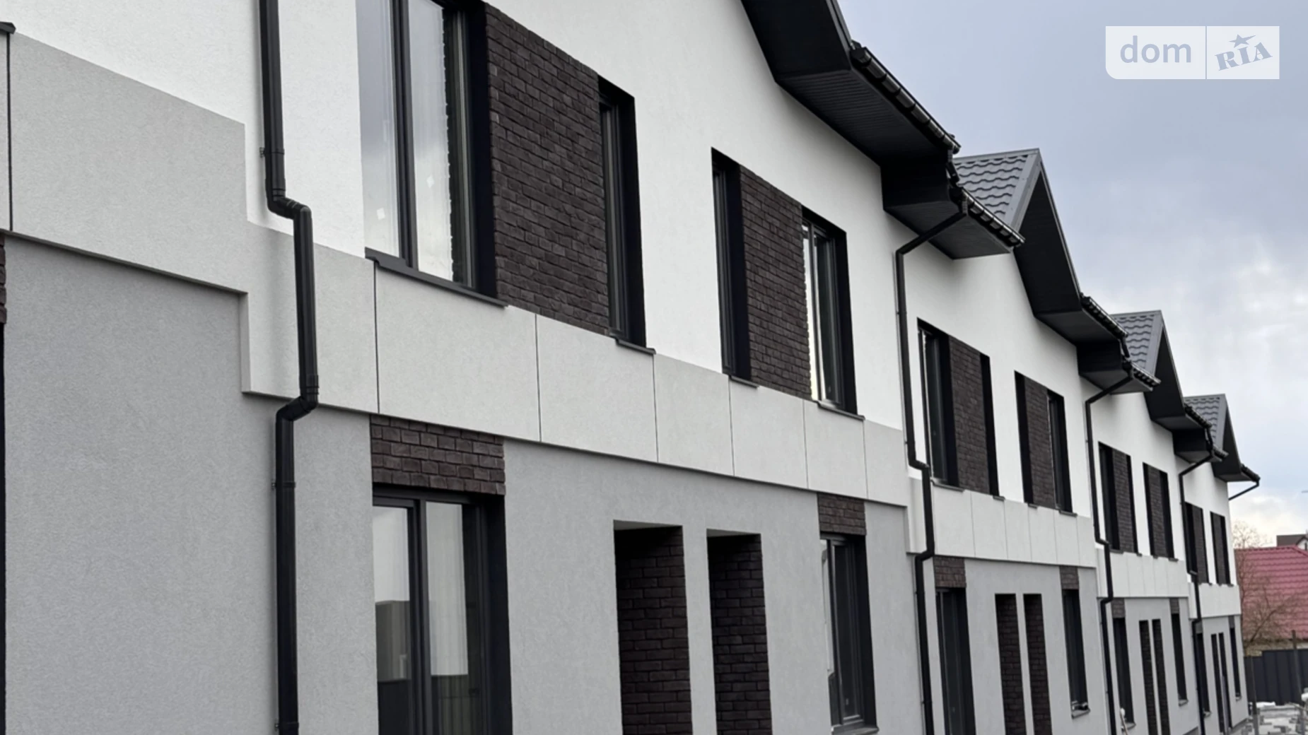 Продается дом на 2 этажа 90 кв. м с бассейном, цена: 85000 $ - фото 3