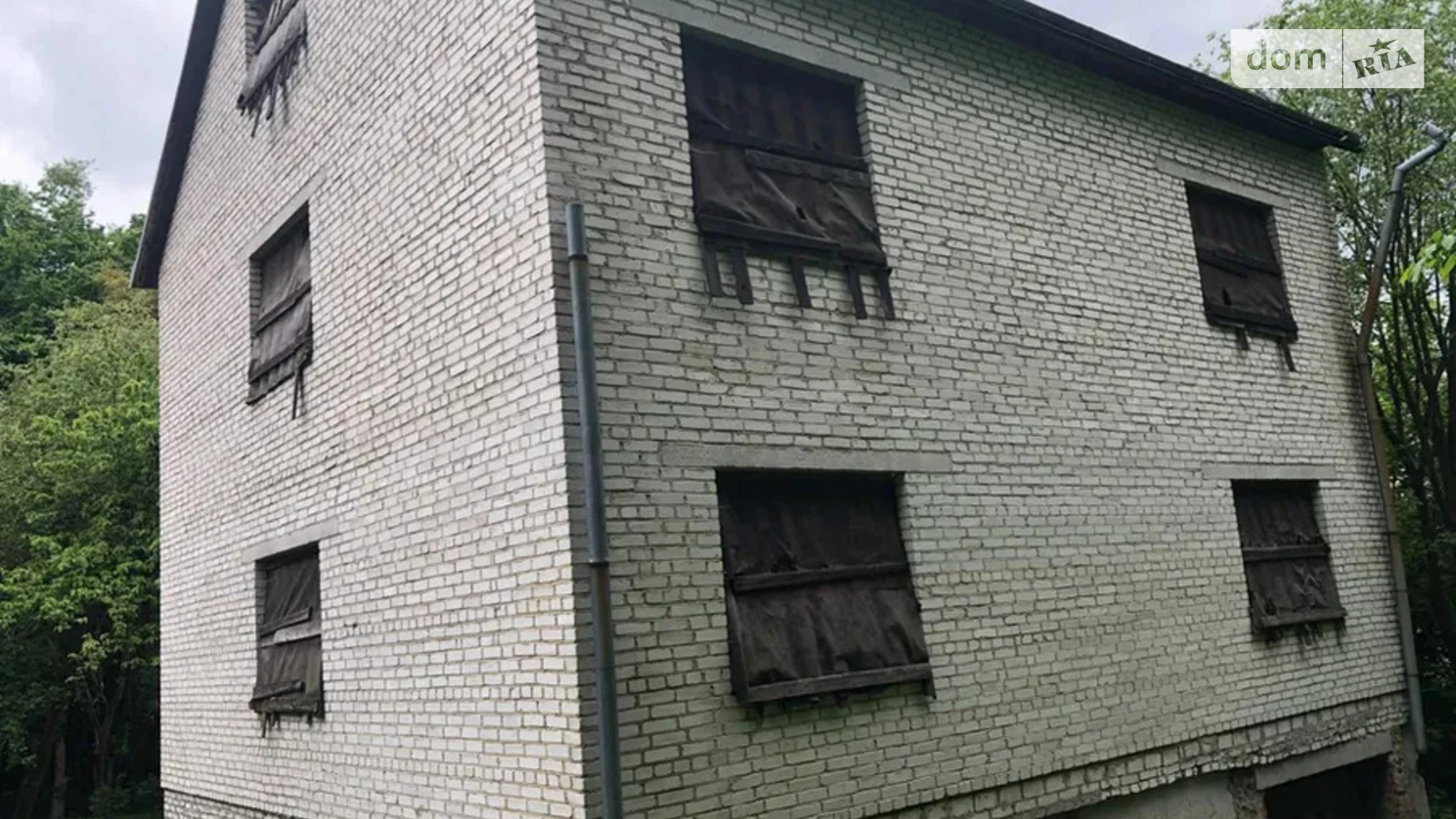 Продается дом на 3 этажа 300 кв. м с гаражом, цена: 120000 $ - фото 4