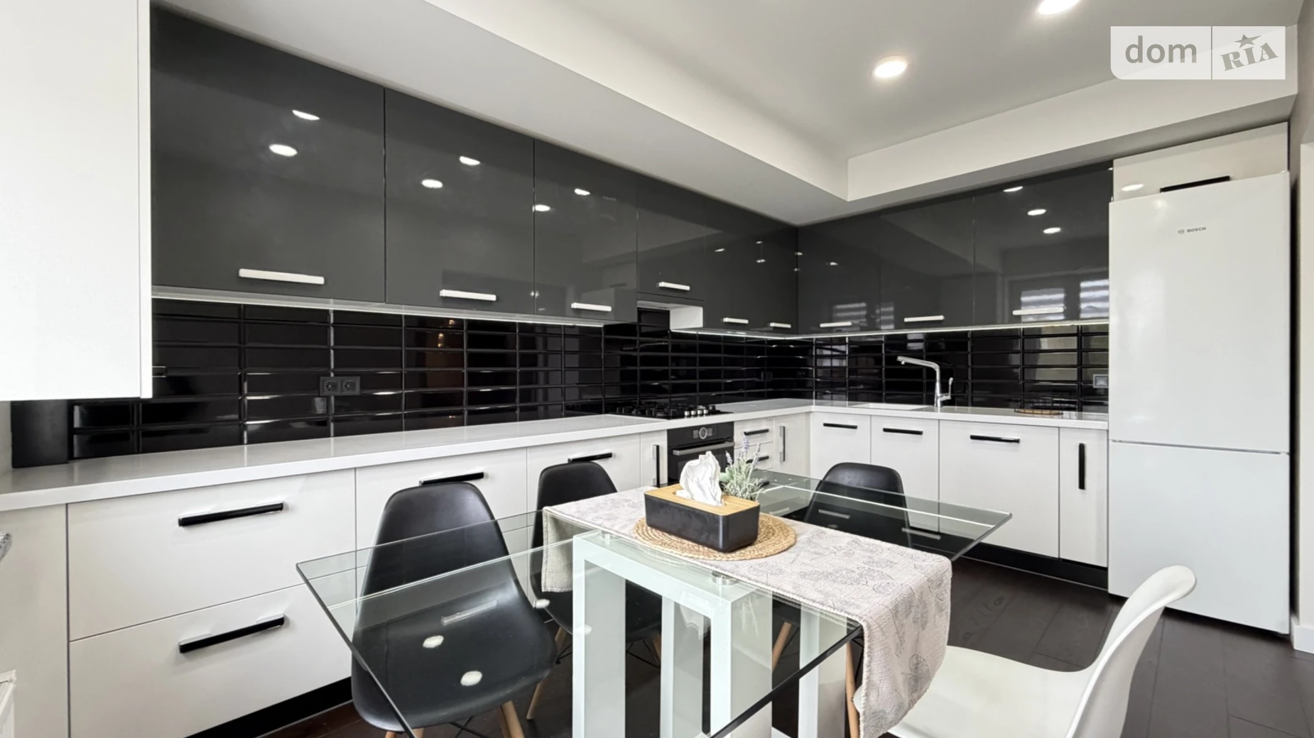 Продается 3-комнатная квартира 85 кв. м в Ровно, ул. Черновола Вячеслава, 91А - фото 2