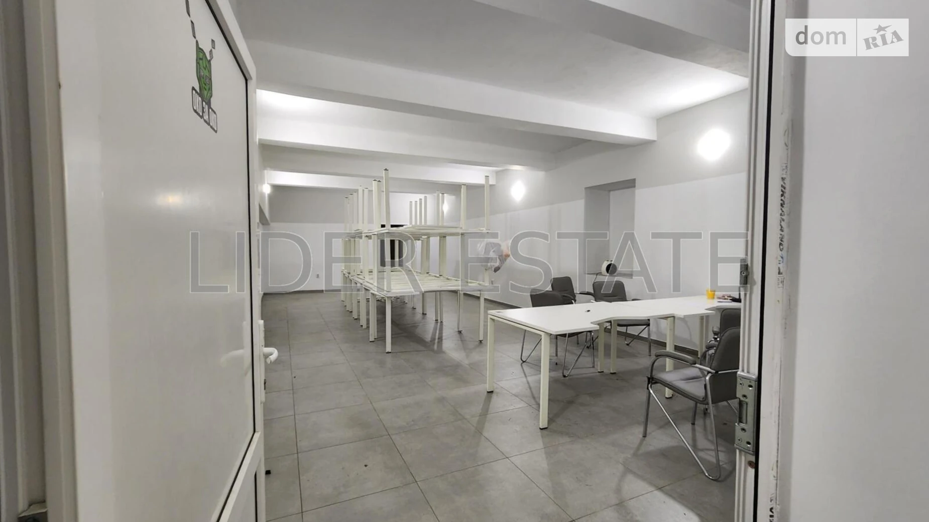 Сдается в аренду офис 1030 кв. м в бизнес-центре, цена: 850 $ - фото 5
