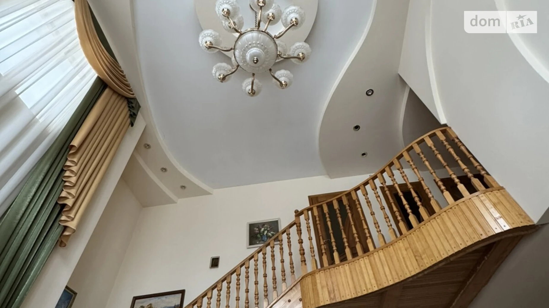 Продается дом на 3 этажа 303.8 кв. м с камином, цена: 380000 $ - фото 5