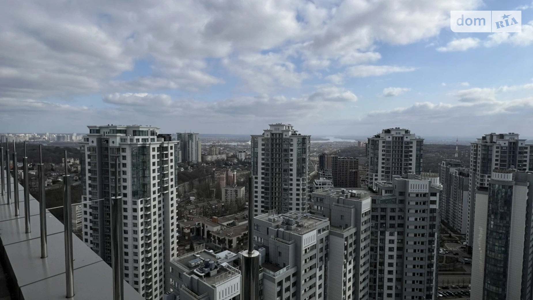 Продается 2-комнатная квартира 193.5 кв. м в Киеве, ул. Андрея Верхогляда(Драгомирова), 14А - фото 3