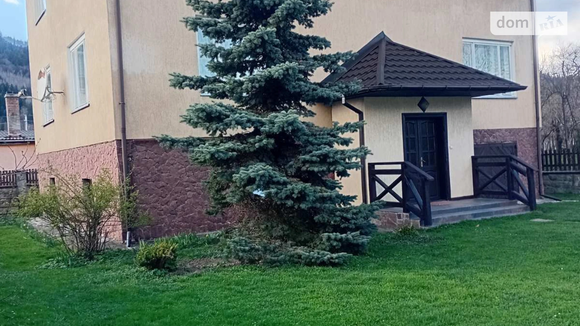 Продается дом на 3 этажа 300 кв. м с мансардой, ул. Даниила Галицкого - фото 2