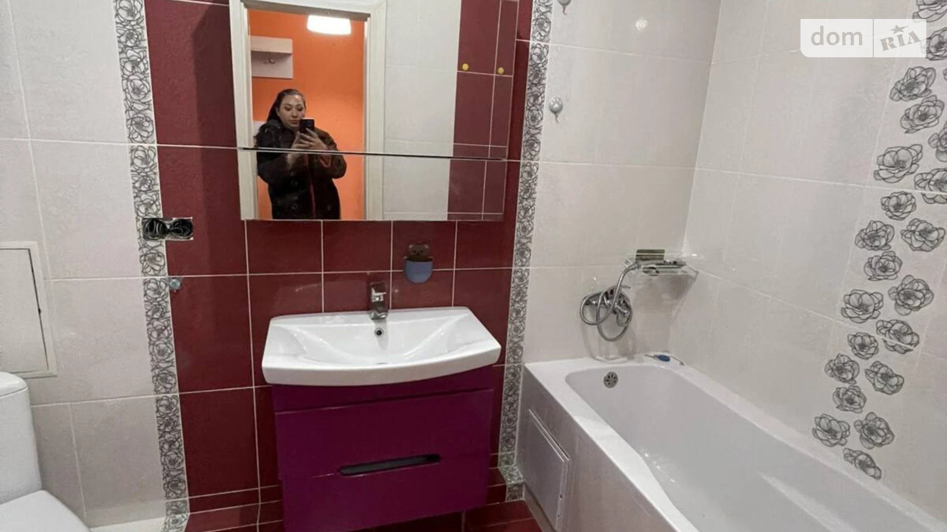 Сдается в аренду 1-комнатная квартира 41.8 кв. м в Ивано-Франковске, ул. Ивасюка, 11 - фото 3
