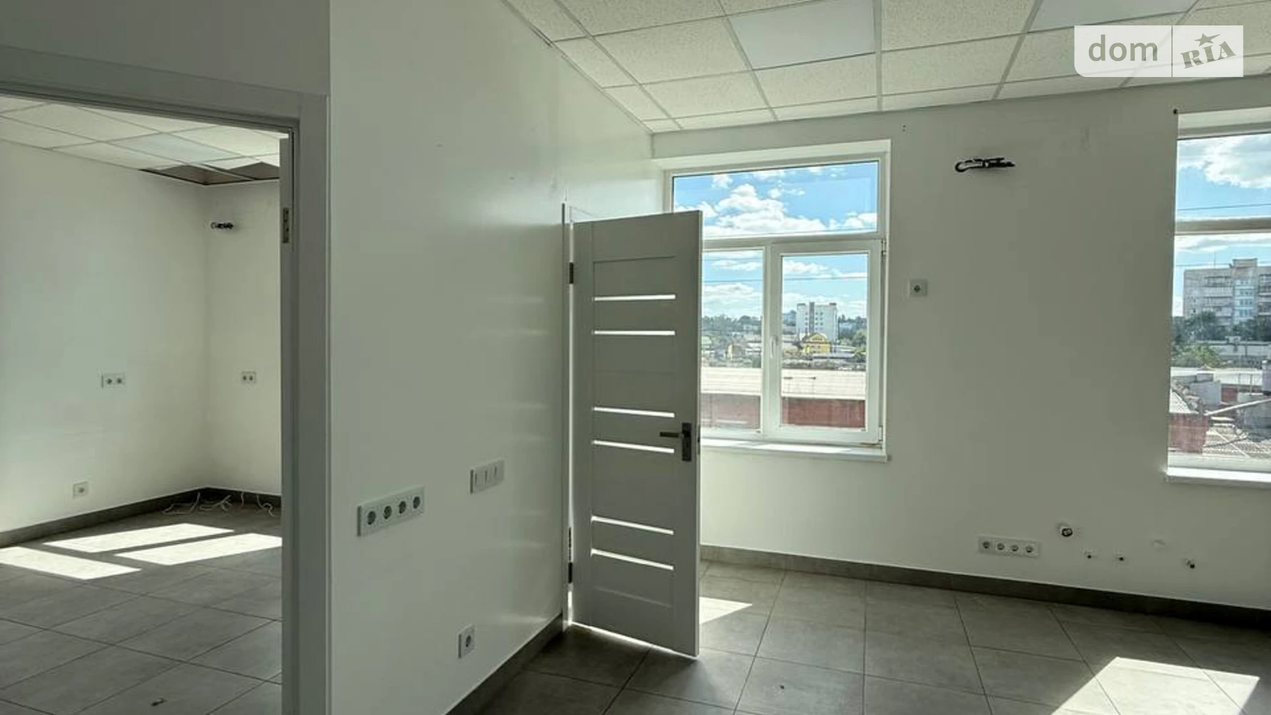 Продається офіс 84.4 кв. м в бізнес-центрі, цена: 65000 $ - фото 5