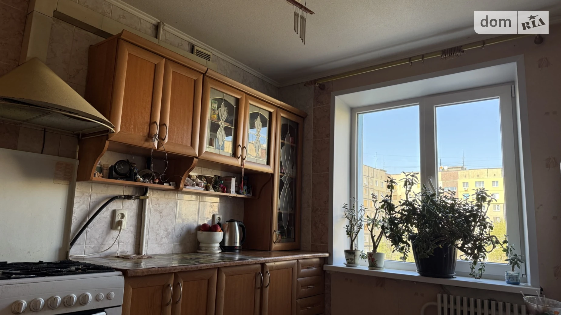 Продается 3-комнатная квартира 71.8 кв. м в Днепре, пер. Штабной, 1 - фото 2