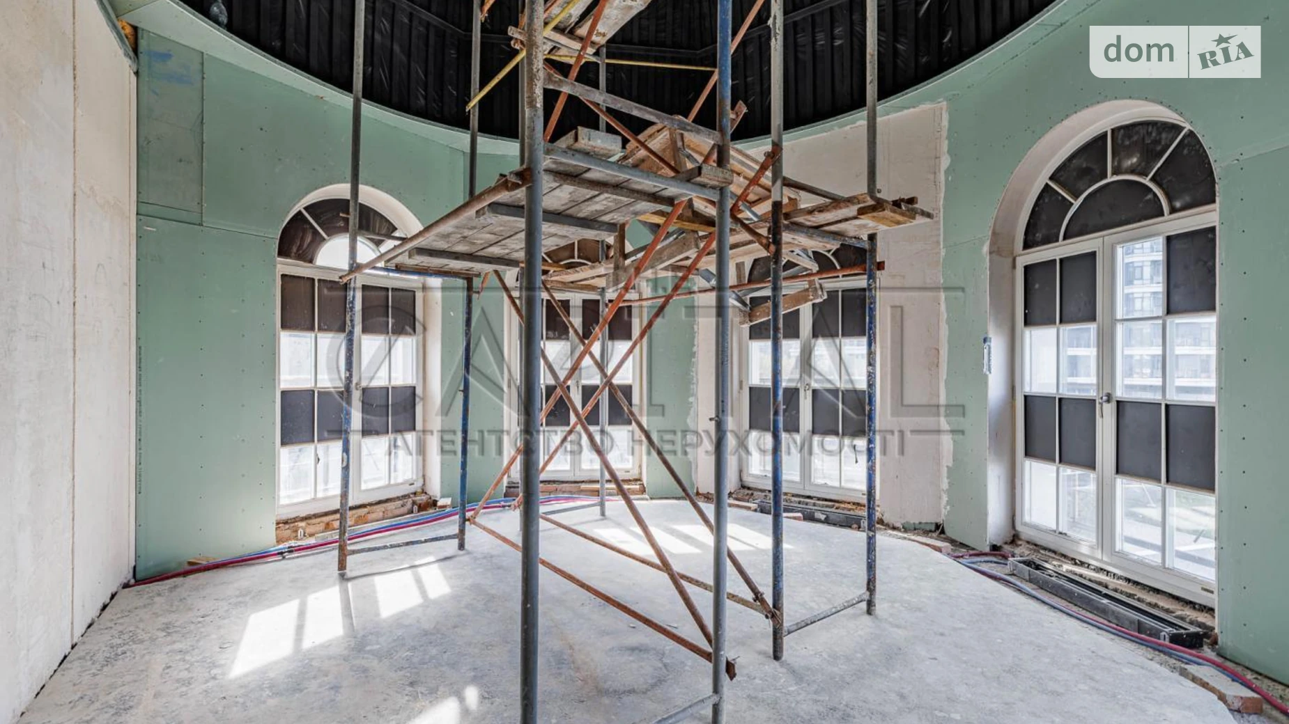 Продается офис 281.6 кв. м в бизнес-центре, цена: 716000 $ - фото 4