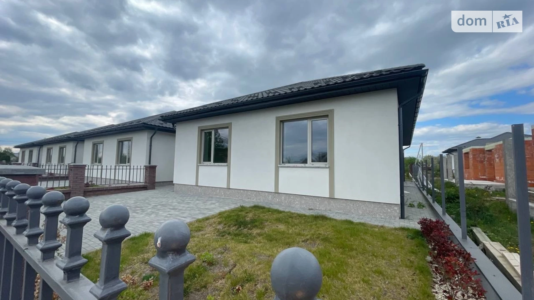 Продается одноэтажный дом 148 кв. м с террасой, цена: 129999 $ - фото 2