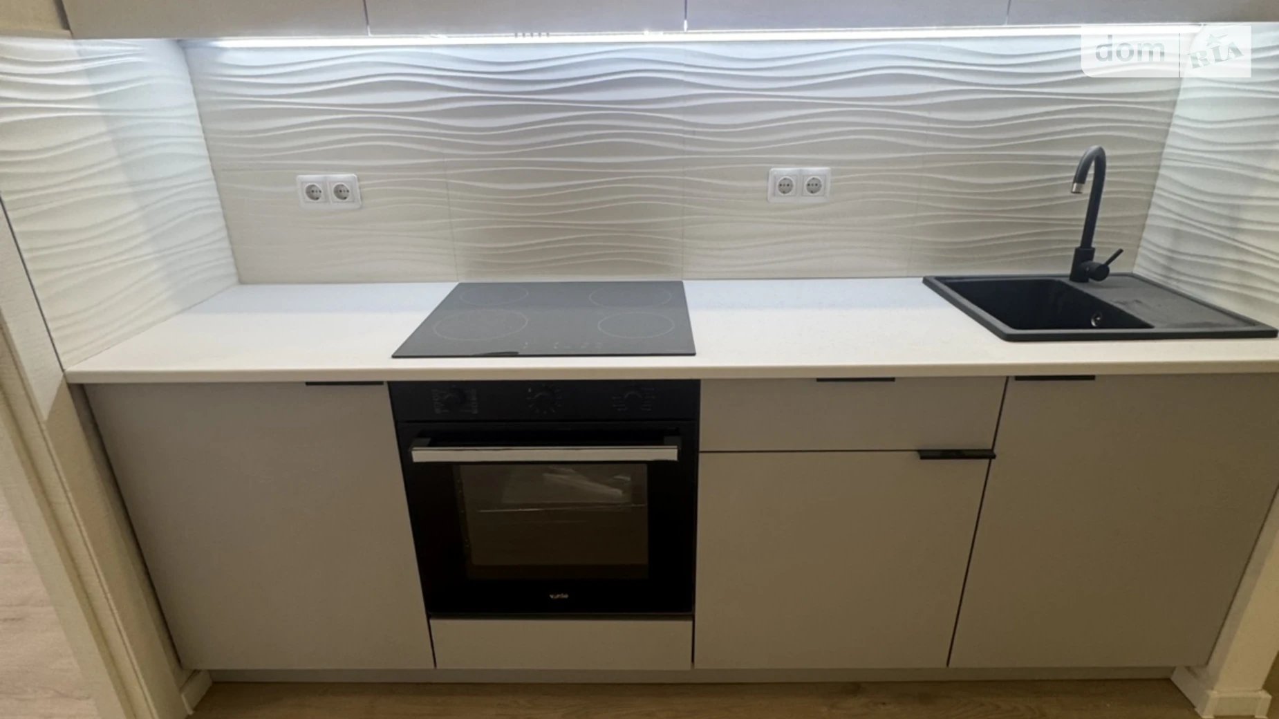 Продается 2-комнатная квартира 43 кв. м в Лиманке, ул. Жемчужная, 12 - фото 2