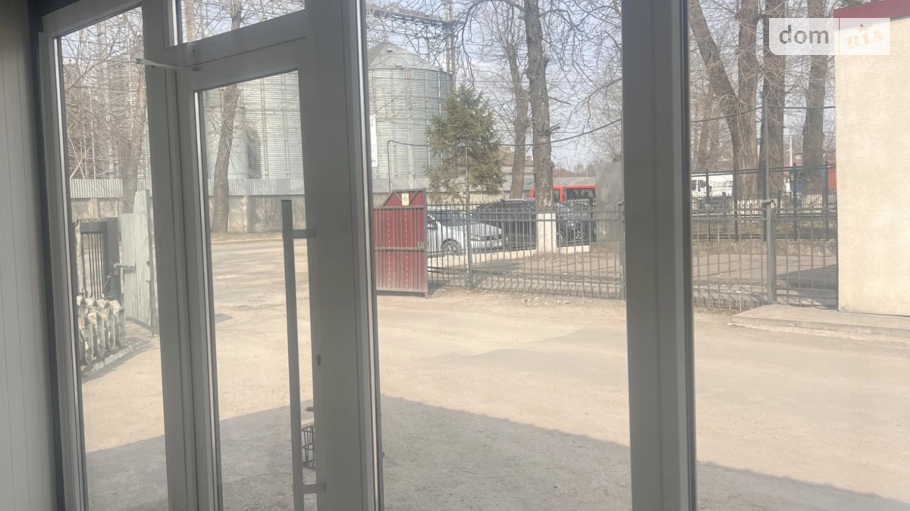 Продается объект сферы услуг 16 кв. м в 1-этажном здании, цена: 6200 $ - фото 4