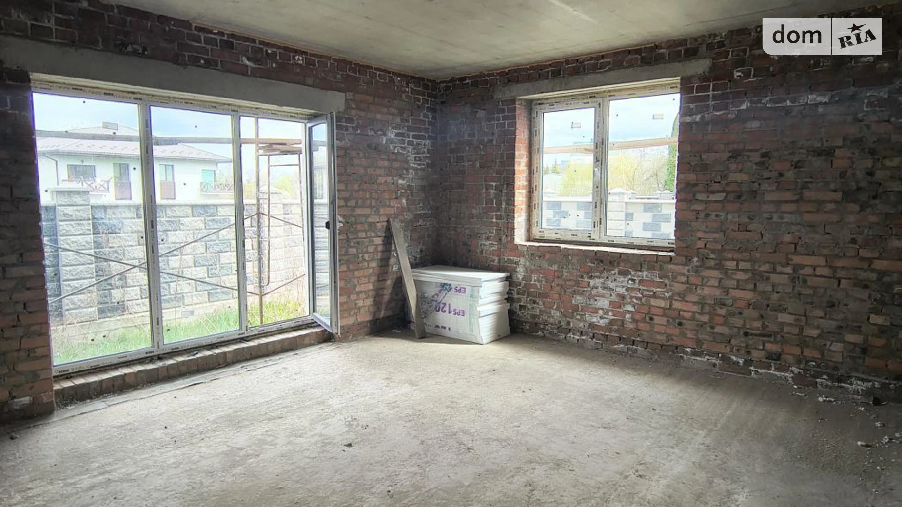 Продается дом на 2 этажа 117 кв. м с камином, цена: 82999 $ - фото 4