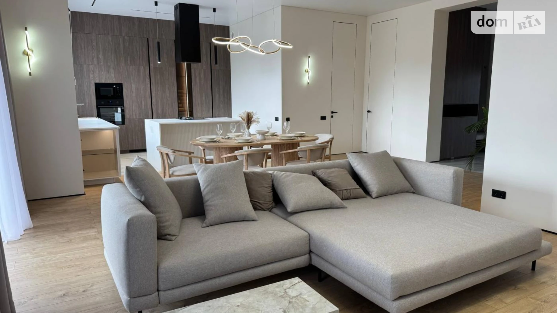 Продается дом на 2 этажа 232 кв. м с мансардой, цена: 550000 $ - фото 2