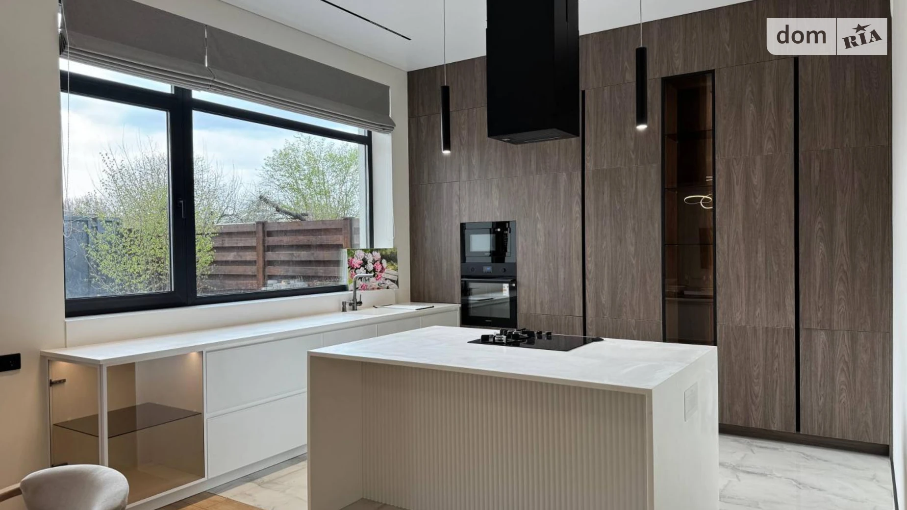 Продается дом на 2 этажа 232 кв. м с мансардой, цена: 550000 $ - фото 4