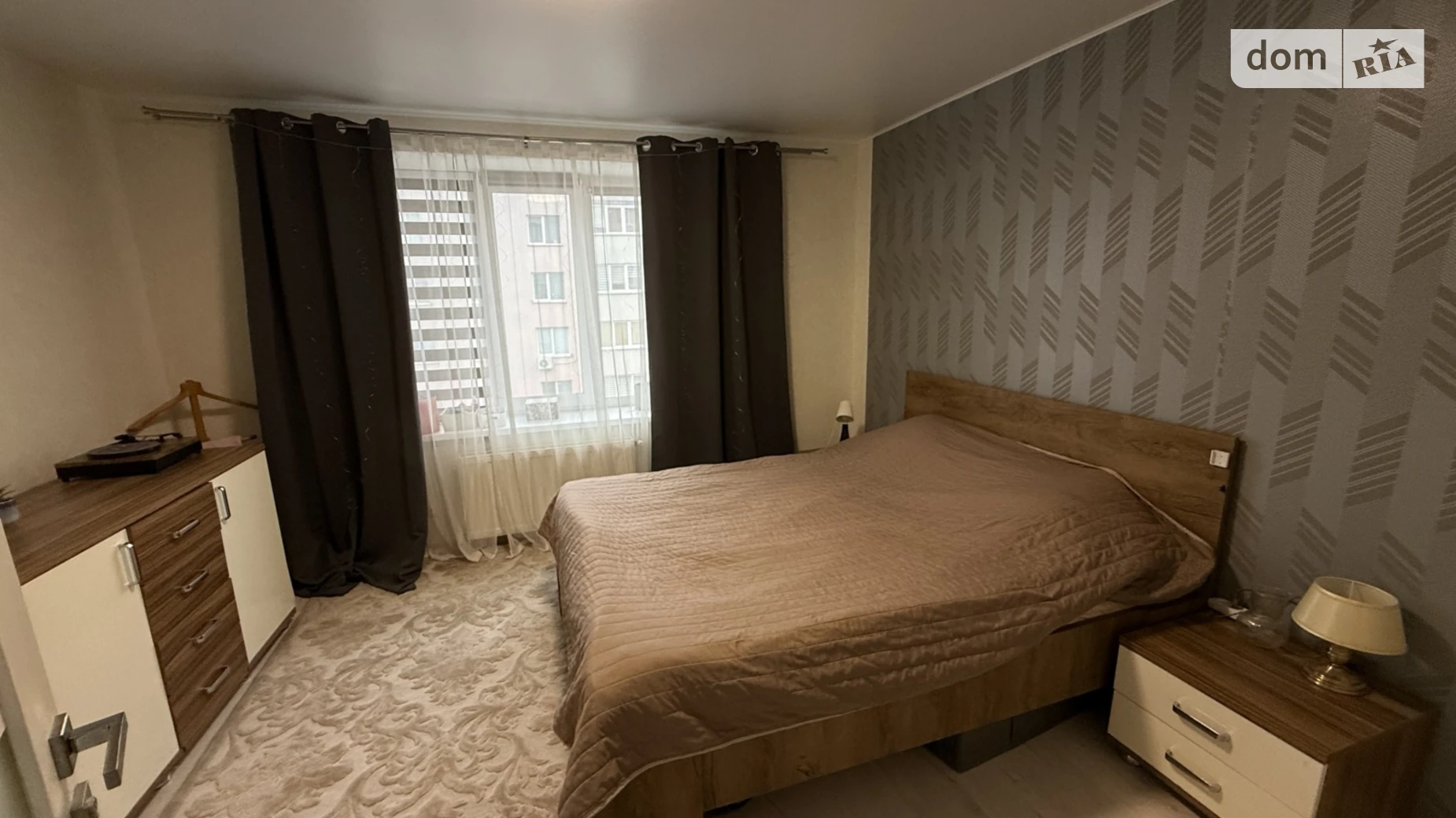 Продается 3-комнатная квартира 85.8 кв. м в Хмельницком, ул. Кармелюка, 5/4 - фото 3