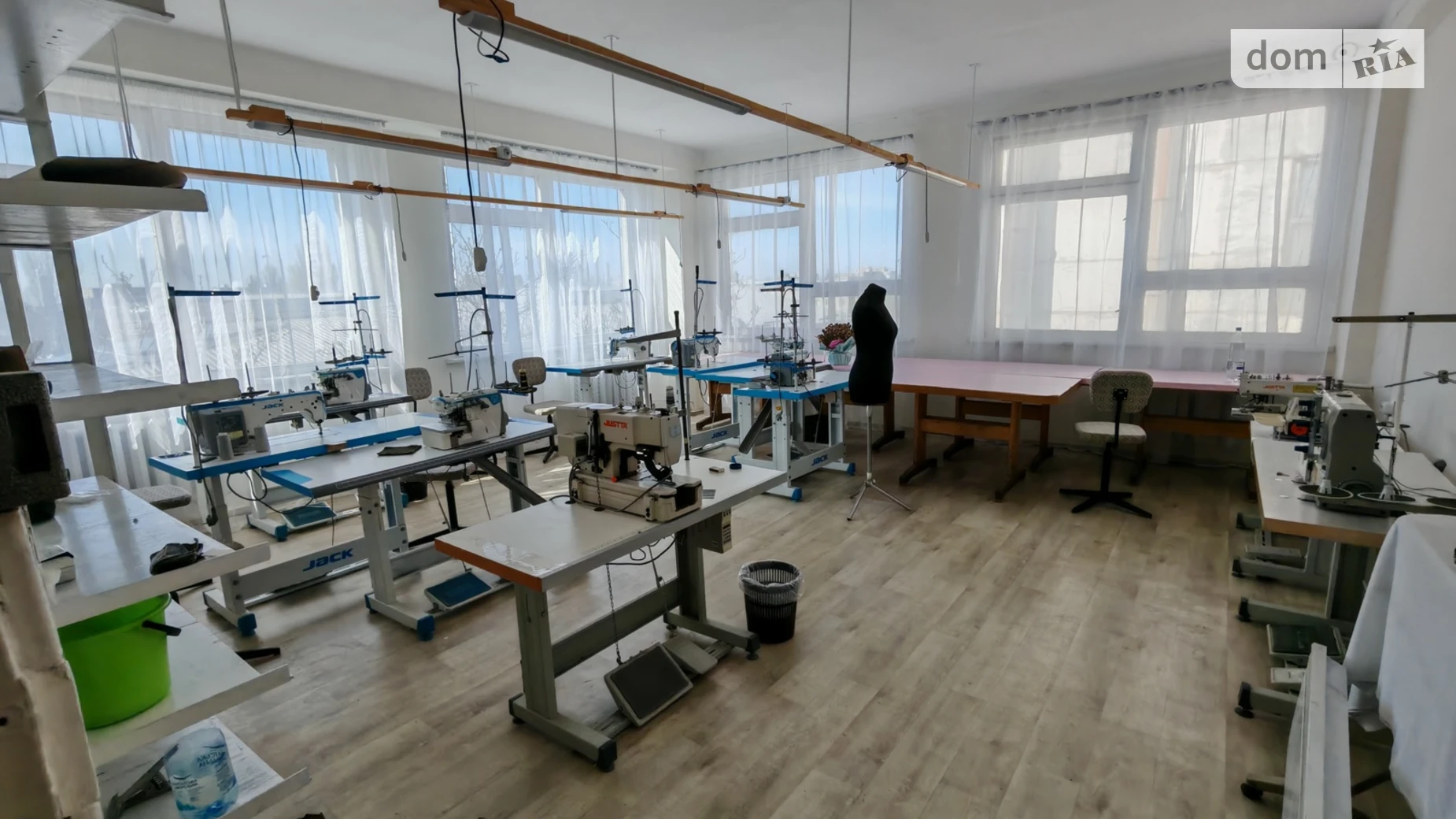 Сдается в аренду помещения свободного назначения 36 кв. м в 4-этажном здании, цена: 5400 грн - фото 2