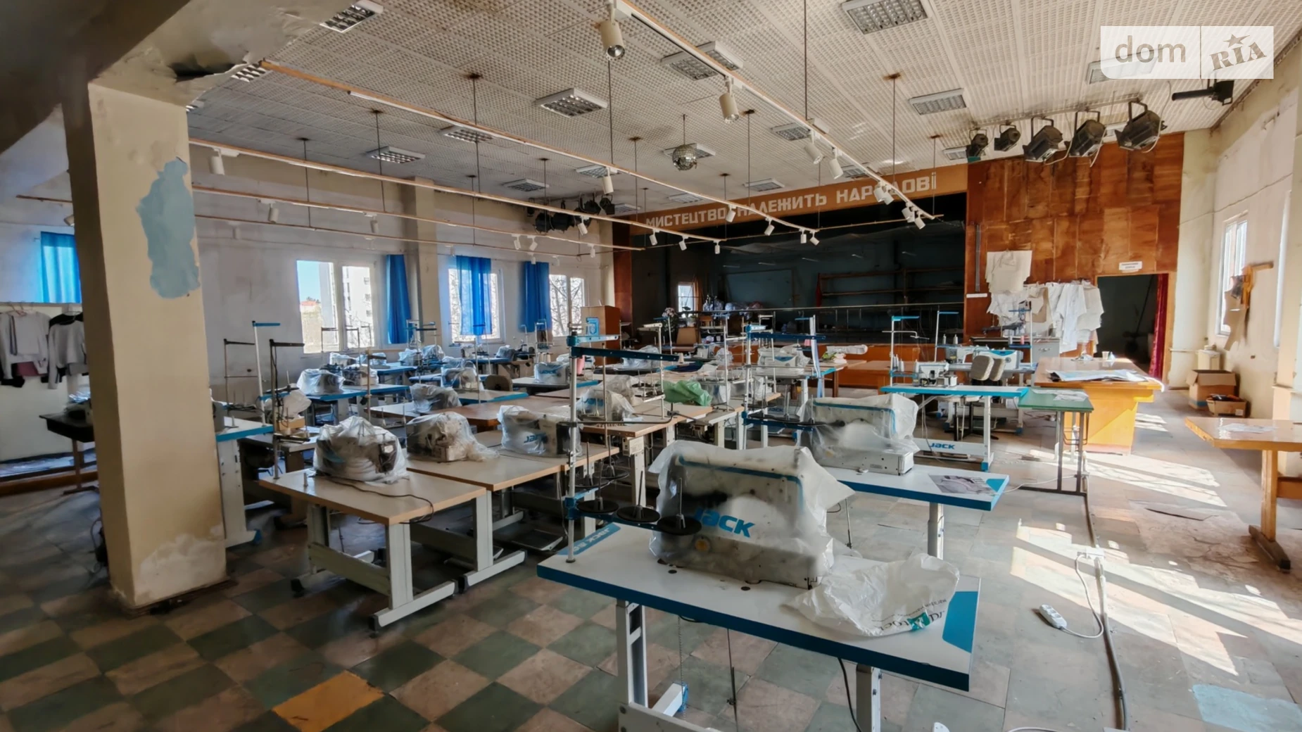 Сдается в аренду помещения свободного назначения 240 кв. м в 4-этажном здании, цена: 36000 грн - фото 4