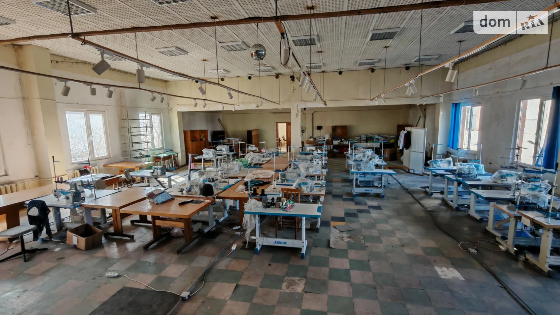 Сдается в аренду помещения свободного назначения 240 кв. м в 4-этажном здании, цена: 36000 грн - фото 5