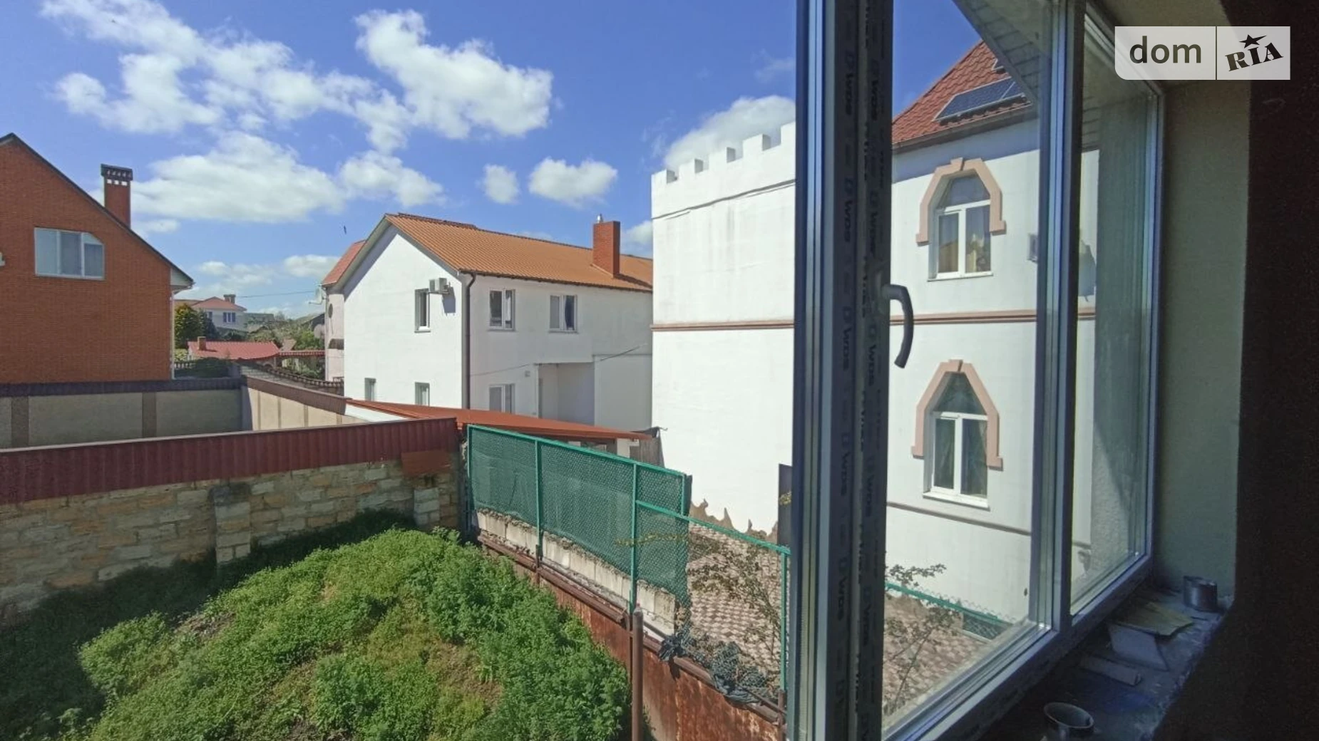 Продается дом на 2 этажа 105.2 кв. м с садом, цена: 129999 $ - фото 2