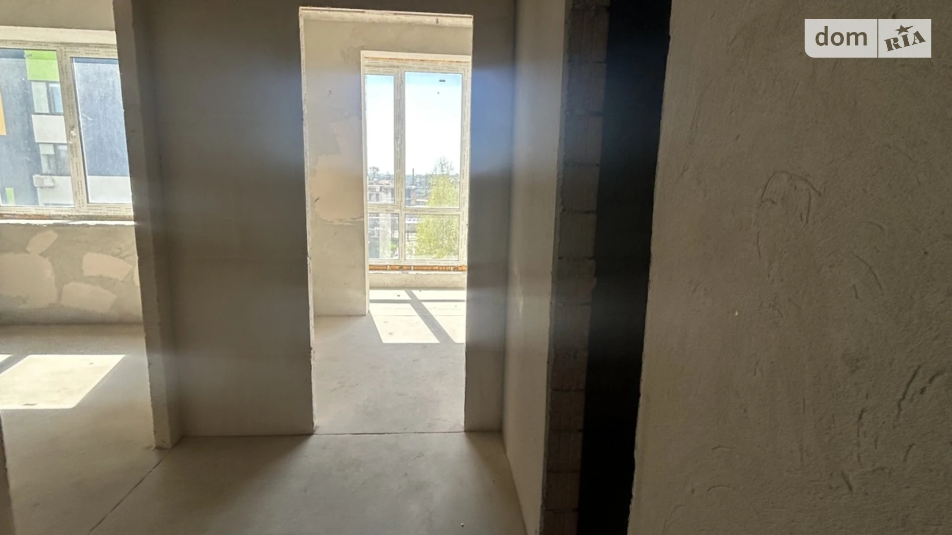 Продается 1-комнатная квартира 37 кв. м в Буче, ул. Вишневая - фото 3