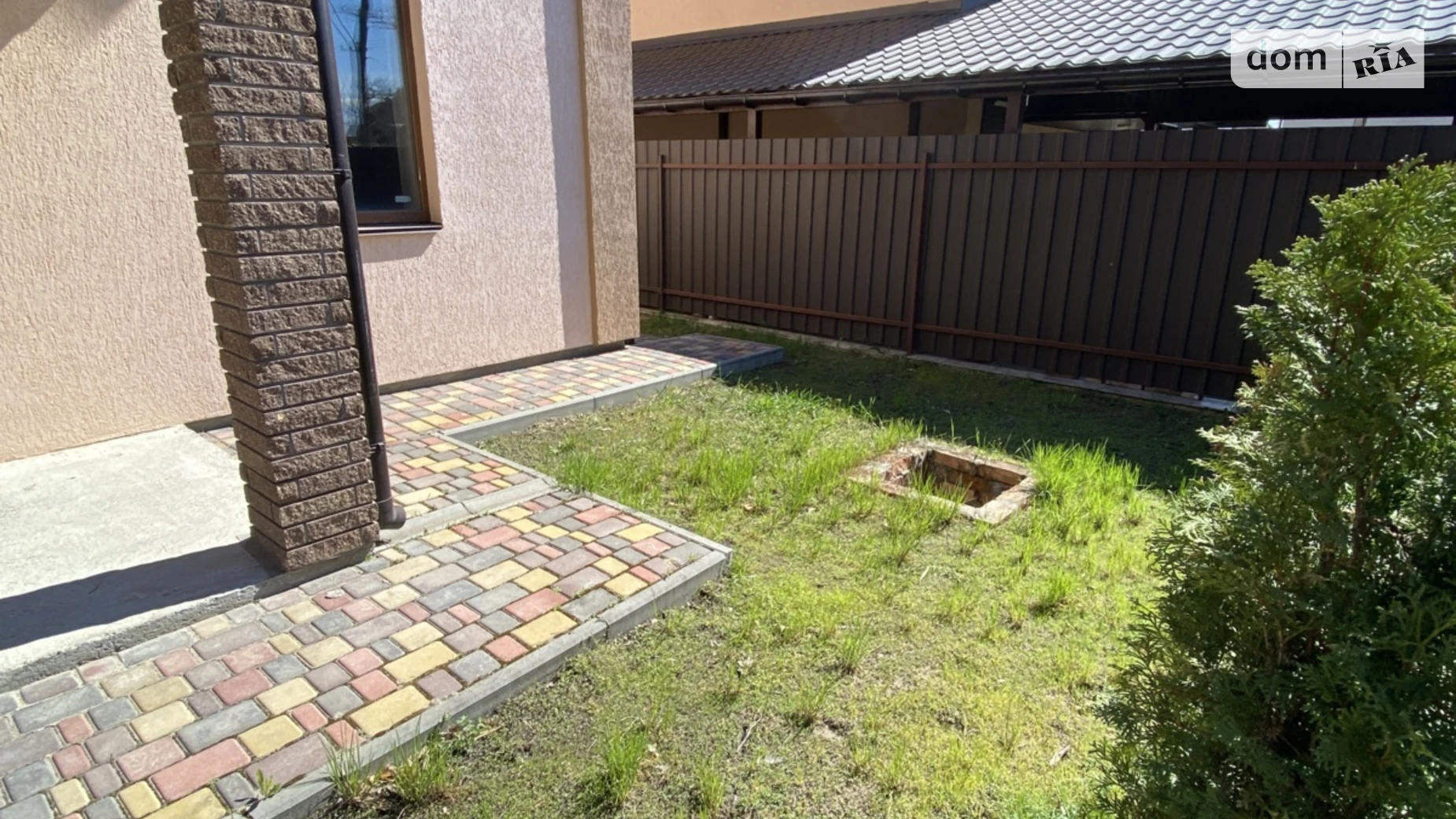 Продается дом на 2 этажа 104 кв. м с участком, цена: 115000 $ - фото 2