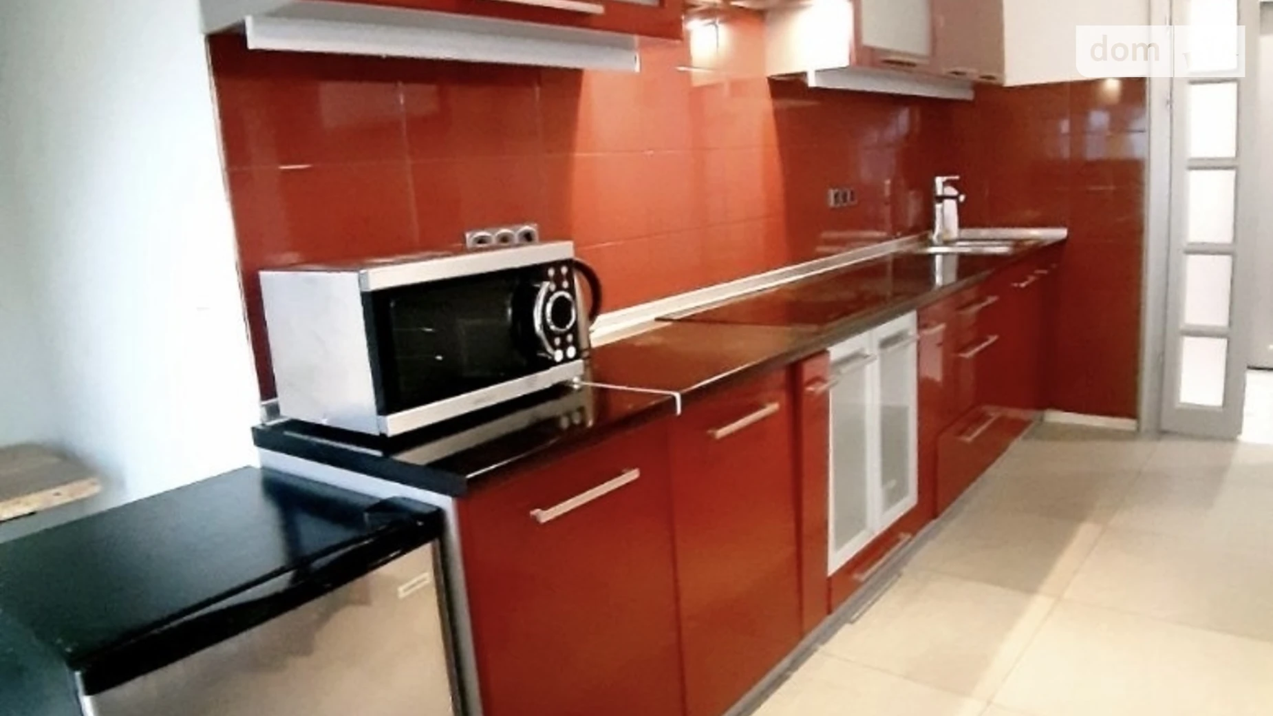 Здається в оренду 3-кімнатна квартира 100 кв. м у Ужгороді, вул. Фединця, 7 - фото 3