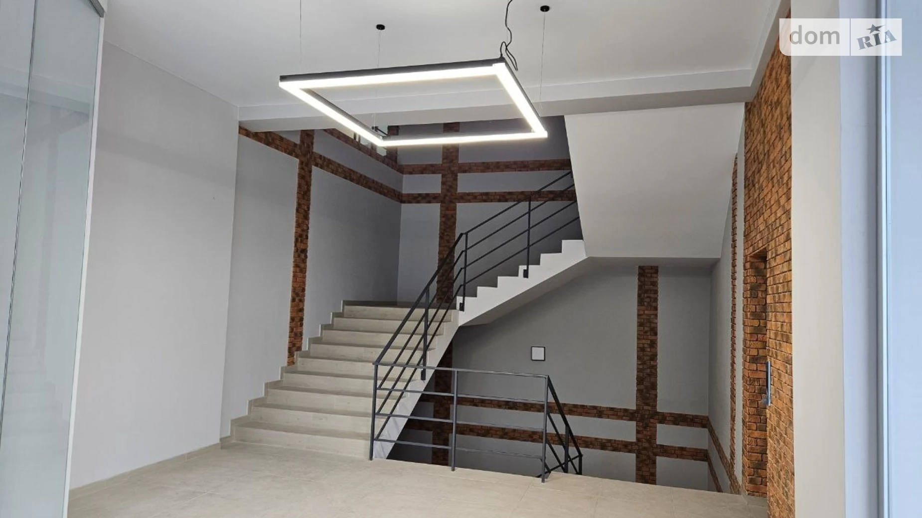 Продается офис 51.9 кв. м в бизнес-центре, цена: 88500 $ - фото 3