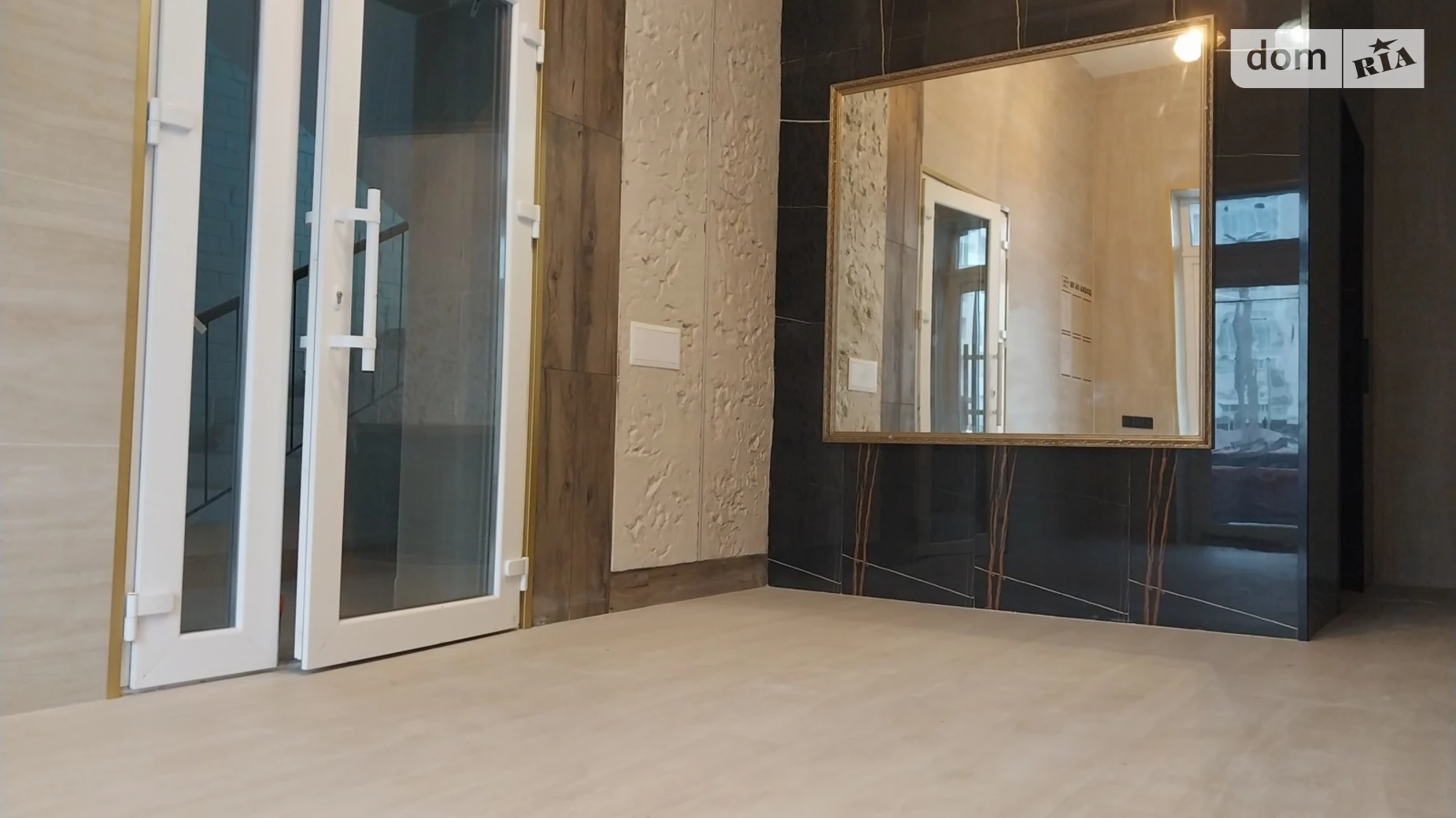 Продается 2-комнатная квартира 73.7 кв. м в Чернигове, ул. Независимости, 21 - фото 3