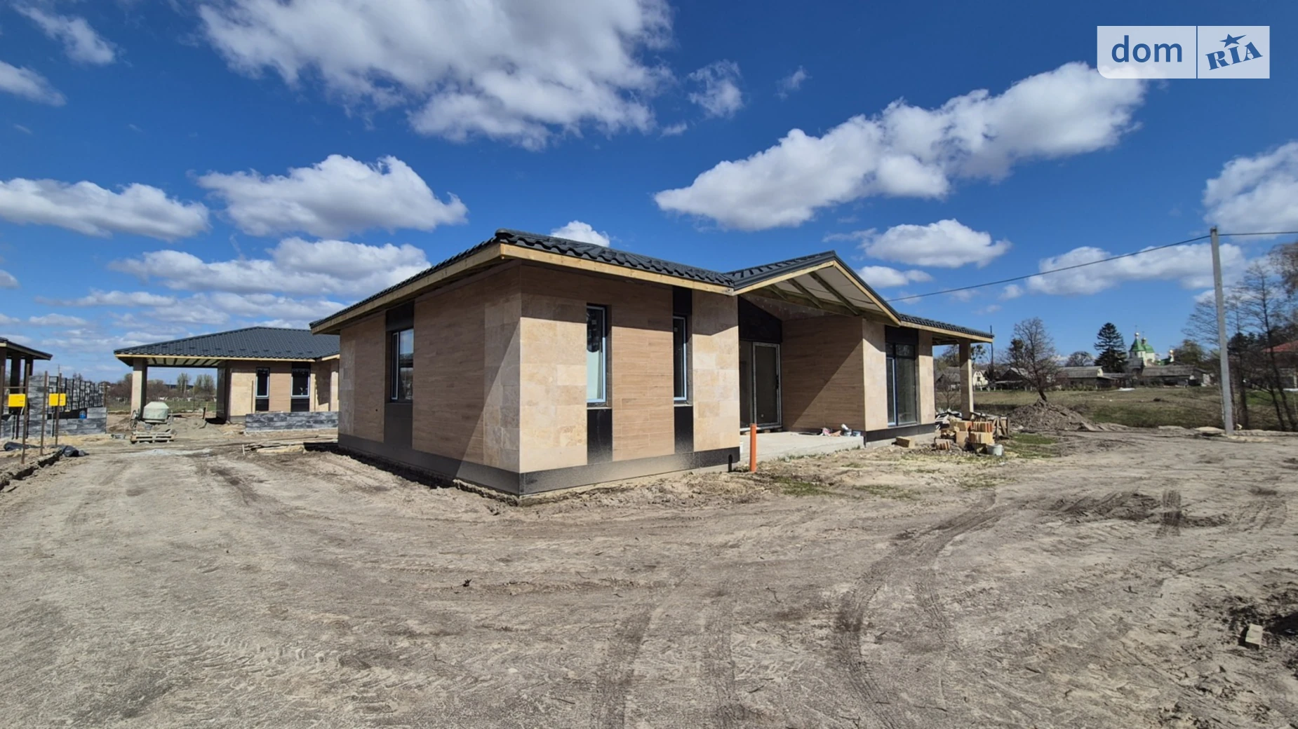 Продается одноэтажный дом 130 кв. м с бассейном, цена: 170000 $ - фото 2