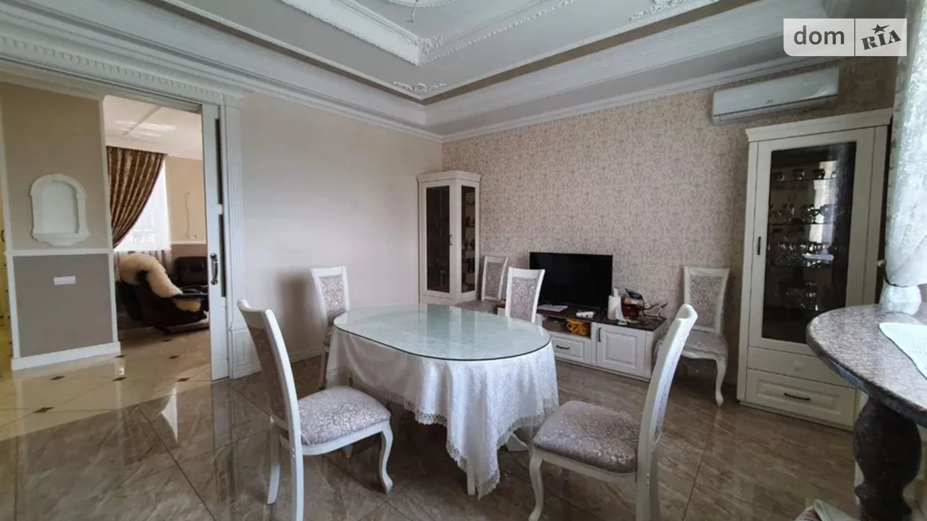 Продается дом на 2 этажа 220 кв. м с участком, цена: 210000 $ - фото 5