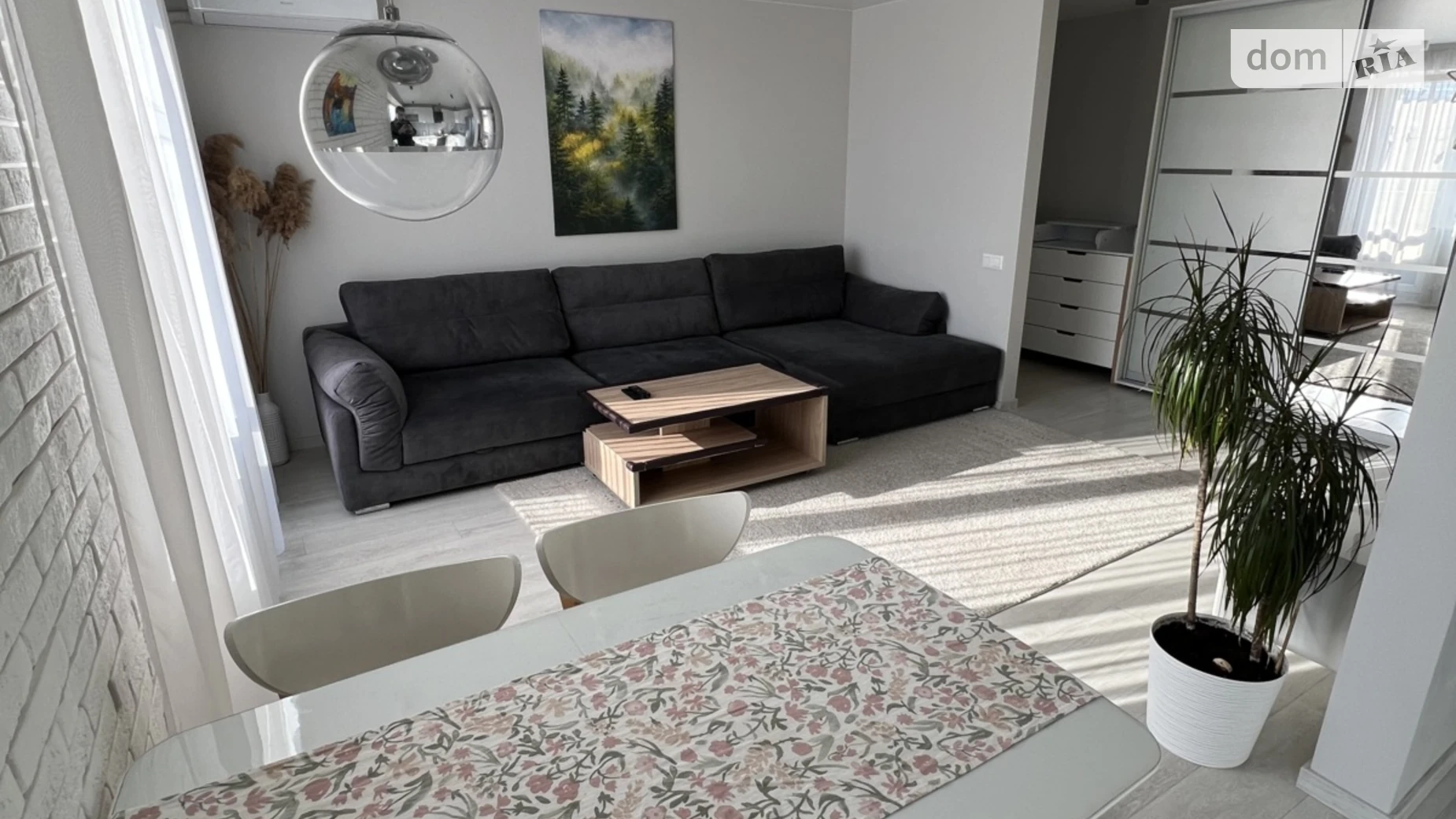 Сдается в аренду 2-комнатная квартира 67 кв. м в Днепре, ул. Космодромная, 1 - фото 2