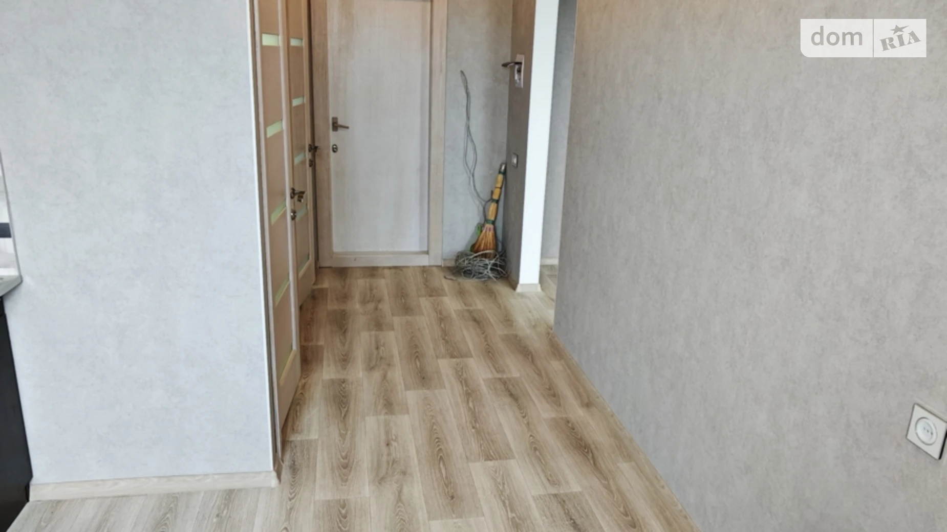 Продается 1-комнатная квартира 39.5 кв. м в Лозовой, цена: 18000 $ - фото 3