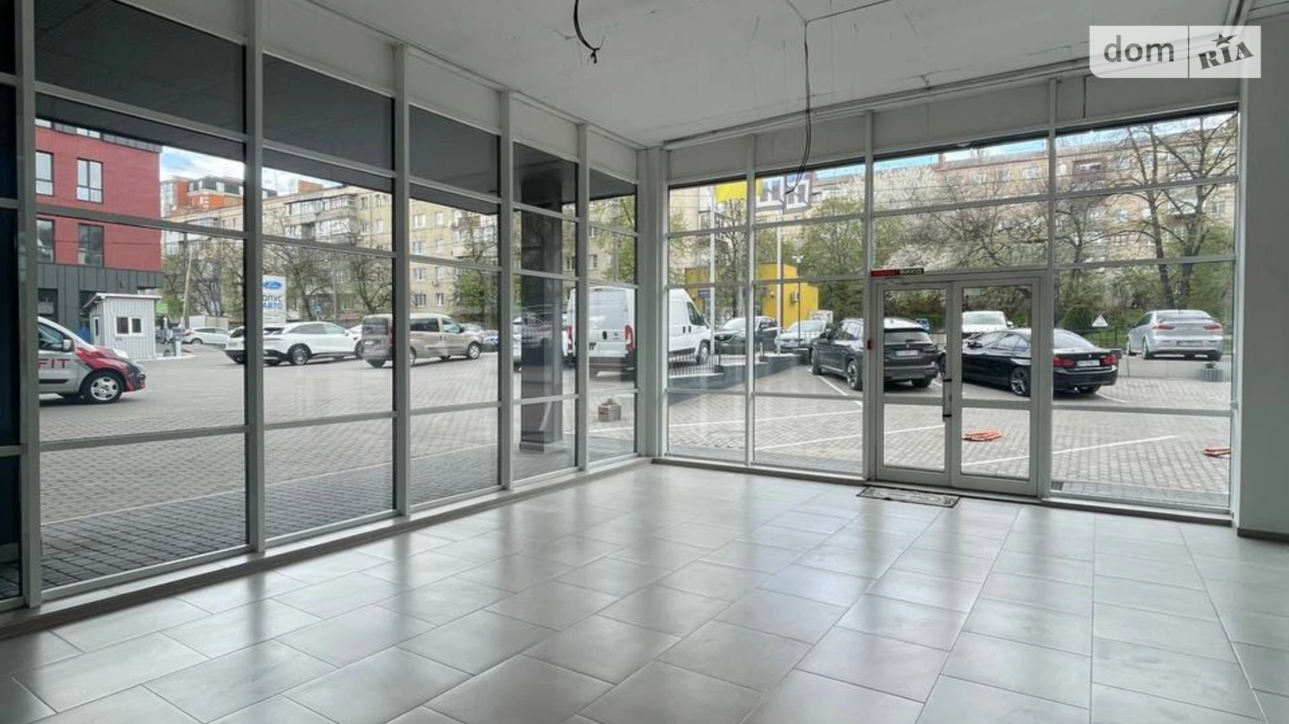 Сдается в аренду помещения свободного назначения 150 кв. м в 3-этажном здании, цена: 67500 грн - фото 4