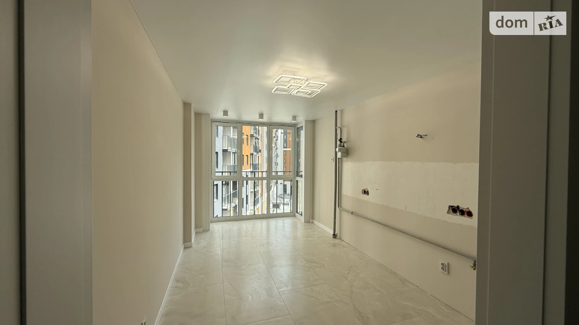 Продается 1-комнатная квартира 44 кв. м в Зарванцах, Одеська, 7 - фото 2