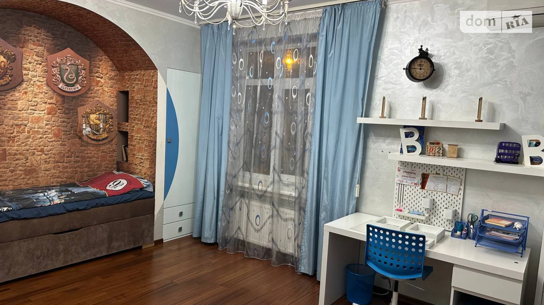 Сдается в аренду дом на 2 этажа 400 кв. м с балконом, цена: 1800 $ - фото 5