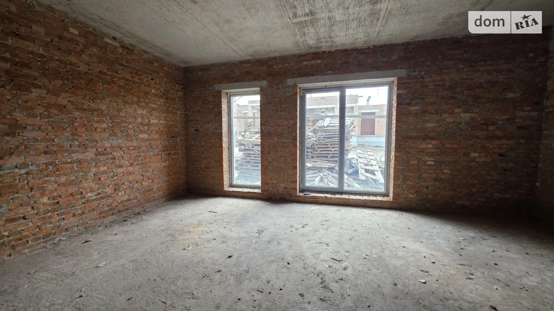 мас. Макарова Авторынок Ровно, цена: 65000 $ - фото 4