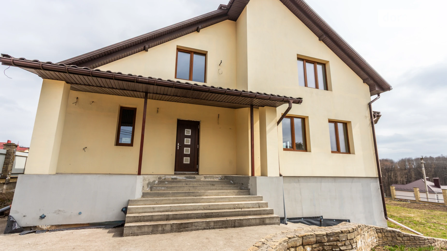 Продается дом на 2 этажа 329 кв. м с камином, цена: 400000 $ - фото 3