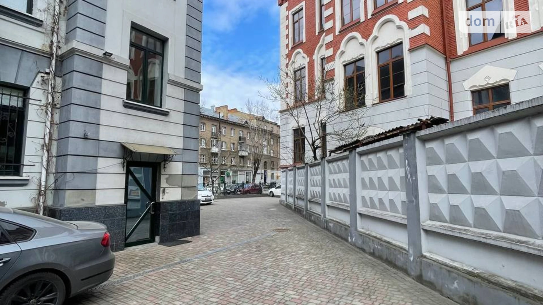 Сдается в аренду офис 117 кв. м в бизнес-центре, цена: 1100 $ - фото 3