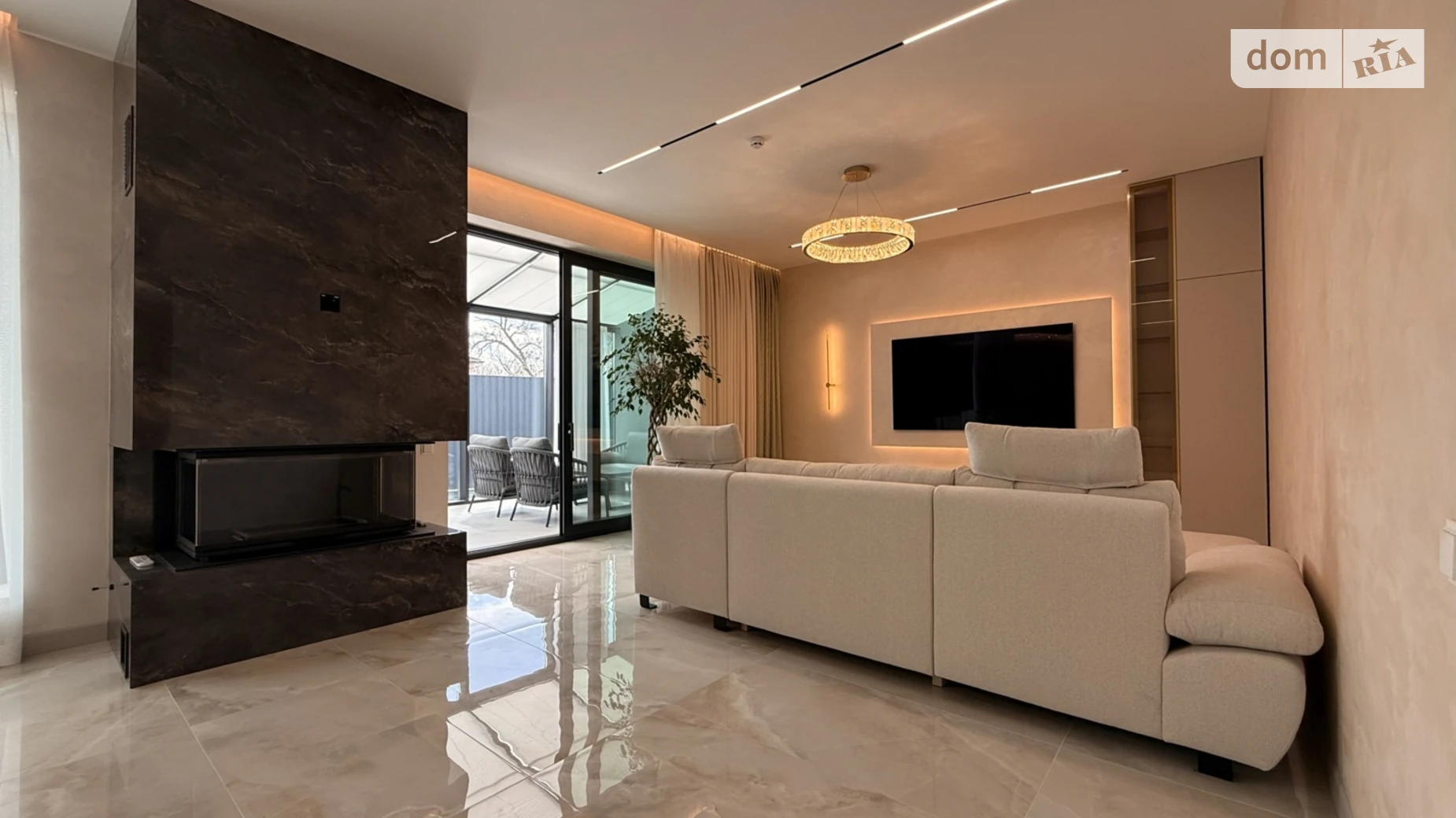 Продается дом на 2 этажа 200 кв. м с террасой, цена: 770000 $ - фото 2