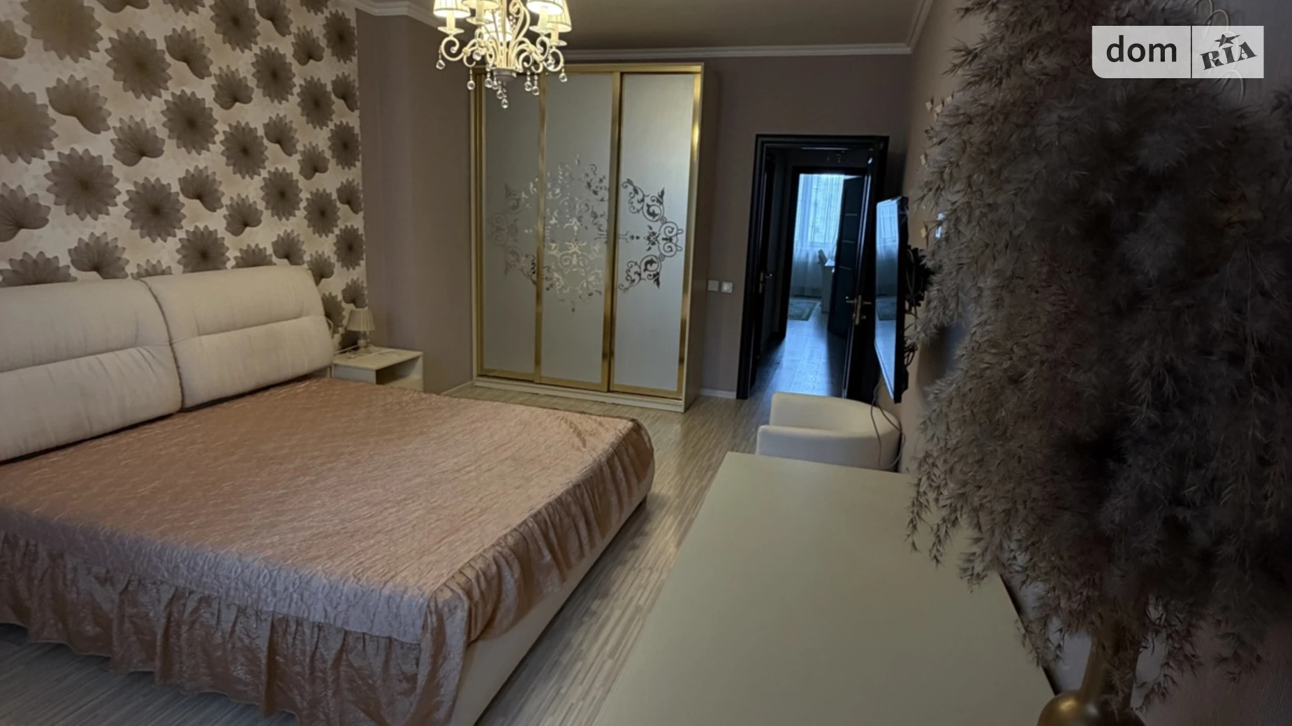 Продается 3-комнатная квартира 106.7 кв. м в Киеве, ул. Анны Ахматовой, 30 - фото 4