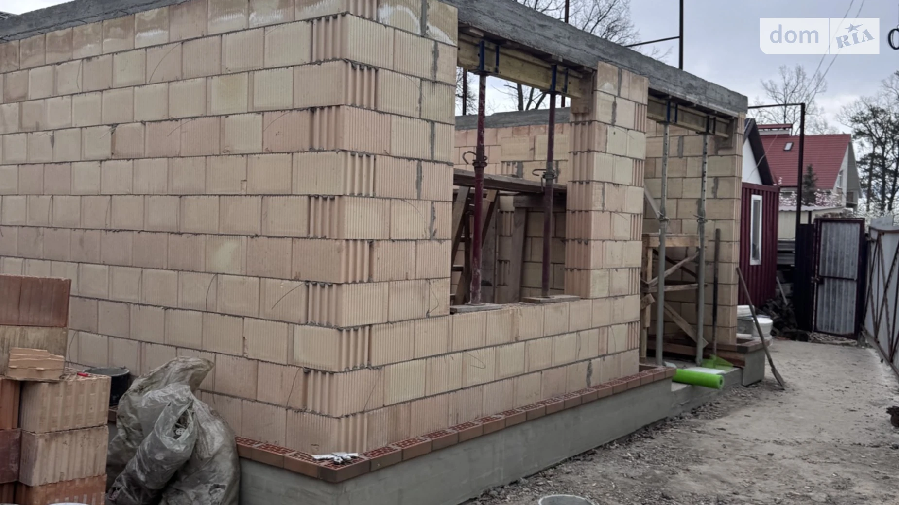 Продается дом на 2 этажа 107 кв. м с гаражом, цена: 150000 $ - фото 3