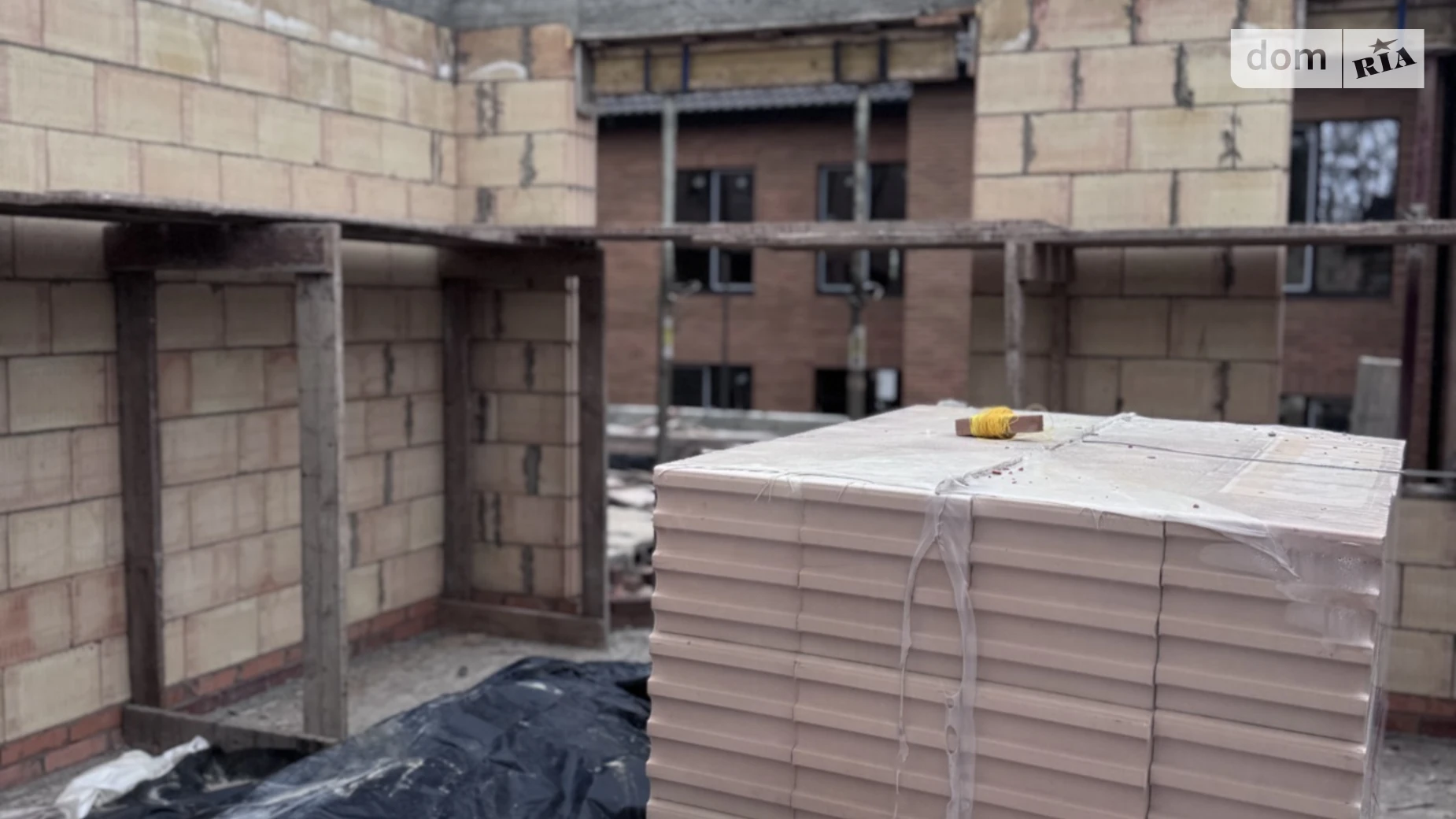 Продается дом на 2 этажа 107 кв. м с гаражом, цена: 150000 $ - фото 4