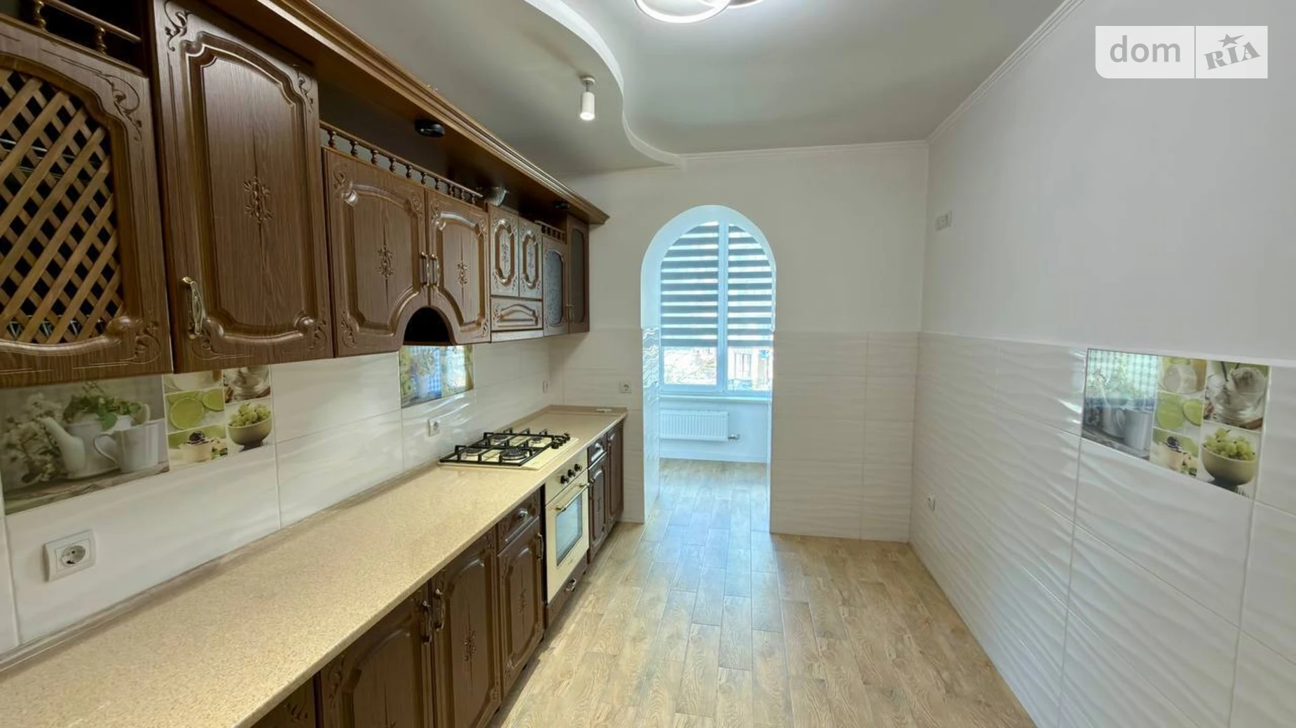 Продается 2-комнатная квартира 63.2 кв. м в Ивано-Франковске, ул. Галицкая, 141Б - фото 3