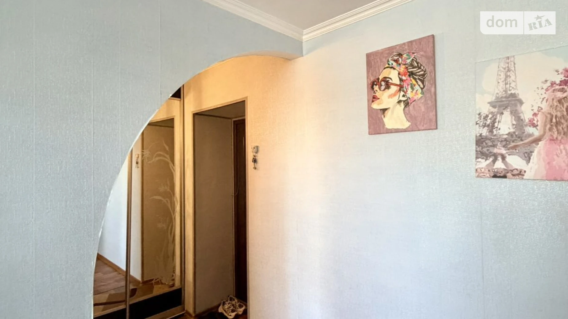 Продается 1-комнатная квартира 28.4 кв. м в Ровно, ул. Соборная, 275 - фото 2