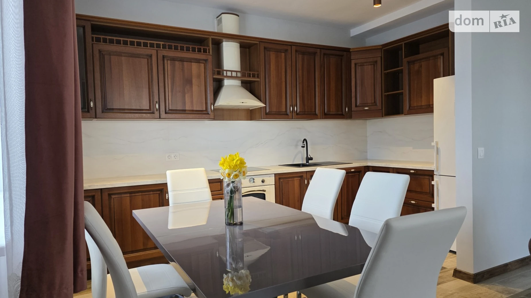 мас. Стрелецкий Ровно, цена: 130000 $ - фото 2