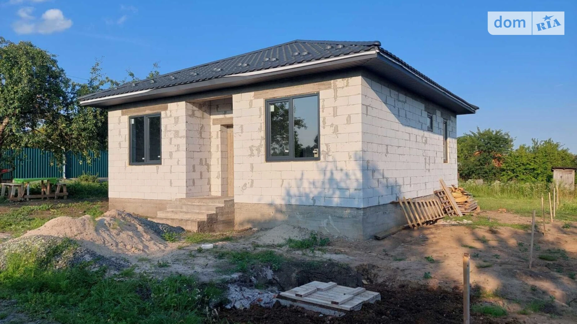 Продается одноэтажный дом 67 кв. м с камином, цена: 44999 $ - фото 2